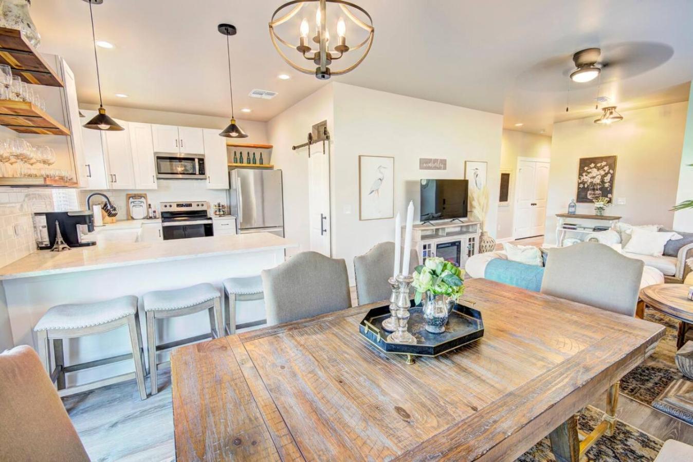 The Lodge At Little Ranches Central Sleeps 26 Wimberley Kültér fotó
