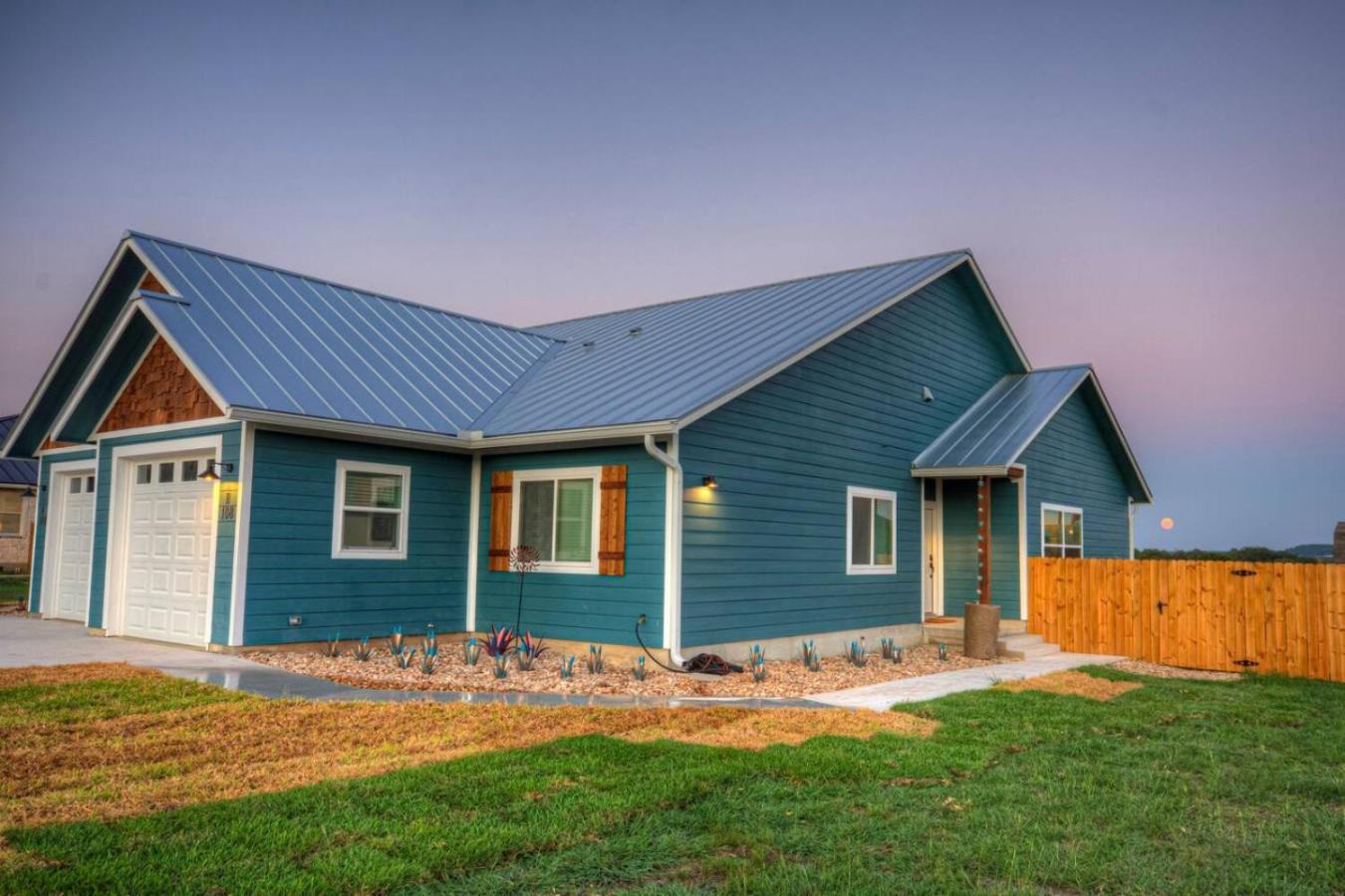 The Lodge At Little Ranches Central Sleeps 26 Wimberley Kültér fotó